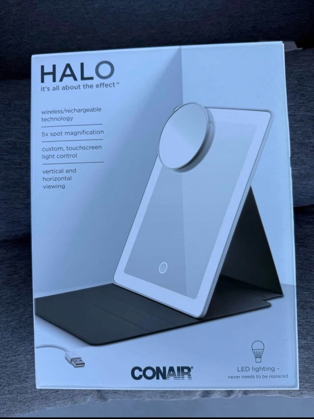 HALO LED Rechargeable Magnifying Mirror - Black
